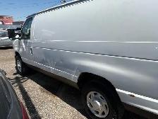 2013 Ford Econoline E-250 Commercial - Photo 4