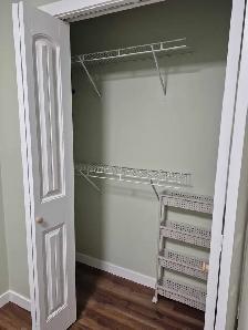 Kabayan Red deer room for rent - Photo 6