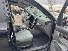 2012 Hyundai Santa Fe AWD 4DR I4 AUTO GL PREMIUM - Photo 11