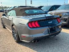 2021 Ford Mustang - Photo 4