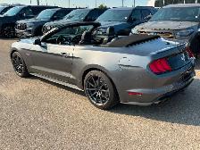 2021 Ford Mustang - Photo 5