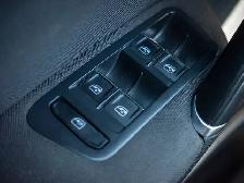 2019 Volkswagen Golf - Rain Sensing Wipers | Heated Front Seats - Photo 35