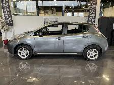 2015 Nissan Leaf SV/SL/S - Photo 4