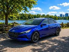 2023 Hyundai Elantra PREFFERED W/TECH PKG | CLEAN CARFAX | ONE-O