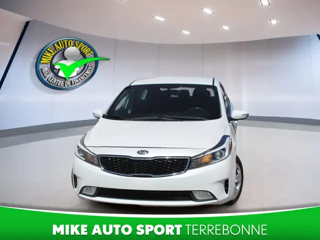 2017 KIA 5 portes Forte Voiture à hayon, 5 portes, boîte automat