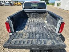 2023 GMC Sierra 2500HD - Photo 17
