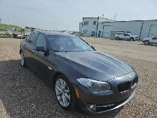2011 BMW 550i - Photo 7