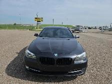 2011 BMW 550i - Photo 8