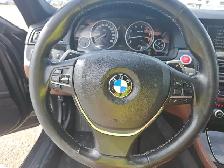 2011 BMW 550i - Photo 17
