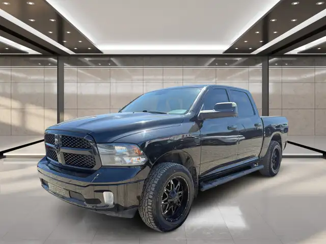 2019 Ram 1500 Classic SLT 4x4 Crew Cab 5'7' Box