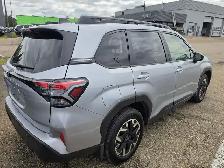 2025 Subaru Forester - Photo 9