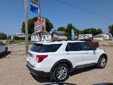 2020 Ford Explorer - Photo 2