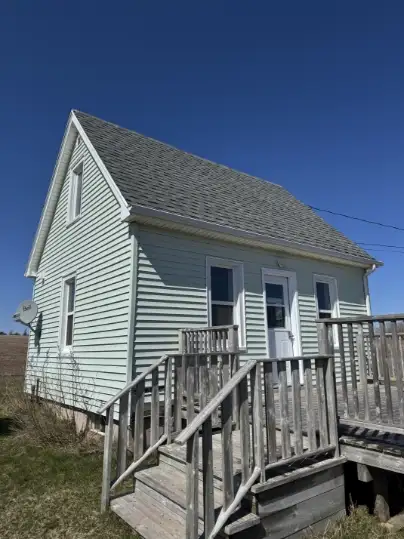 2 bed and 1 bath North Rustico