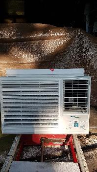 Air Conditioner Unit - Photo 2