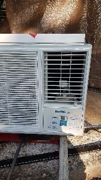 Air Conditioner Unit - Photo 4