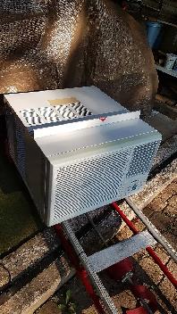 Air Conditioner Unit - Photo 5