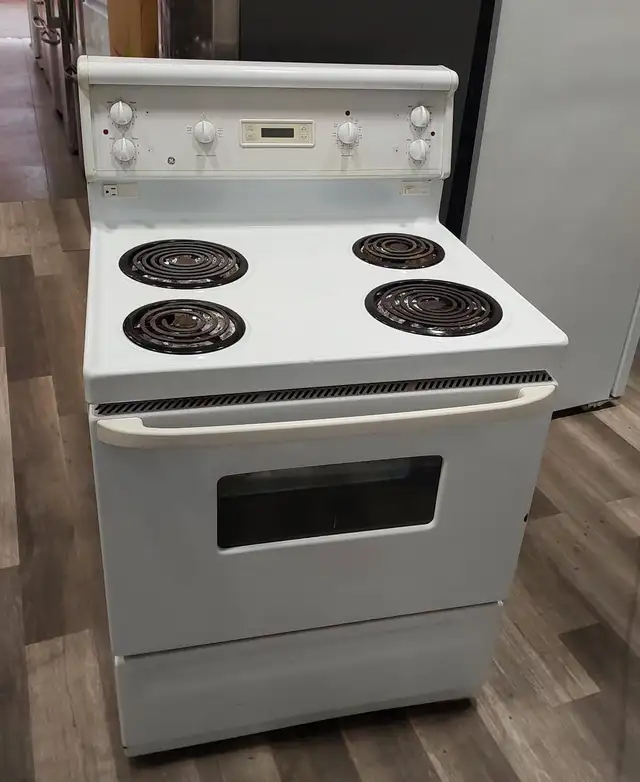 Stove - 30' Whirlpool Coil White - Used | Limited Time Offer.