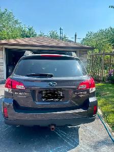 2011 Subaru Outback 3.6R - Photo 5