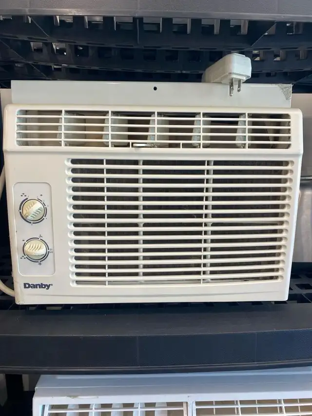 Danby 5000 BTU Window Air Conditioner