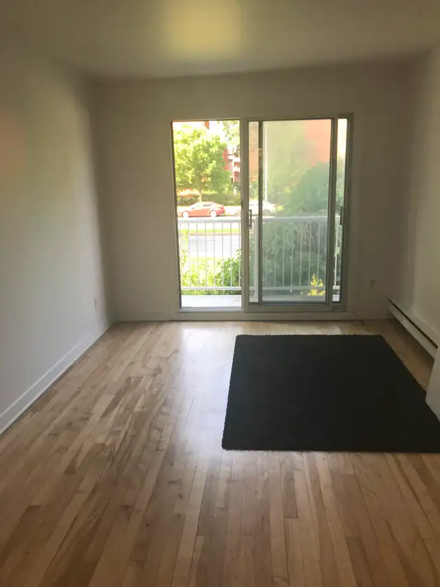 4 1/2 renove Lomgueuil