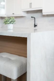 QUARTZ & GRANITE COUNTERTOPS - Photo 3
