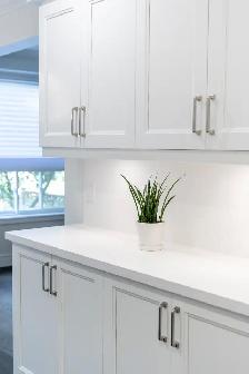 QUARTZ & GRANITE COUNTERTOPS - Photo 8