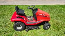 Troy bilt lawn tractor 12.5hp 38' cut $850 ph.902 565-7430