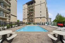 2 Bedroom 2 Bath Bridgwater Penthouse! - Photo 17