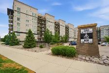 2 Bedroom 2 Bath Bridgwater Penthouse! - Photo 27