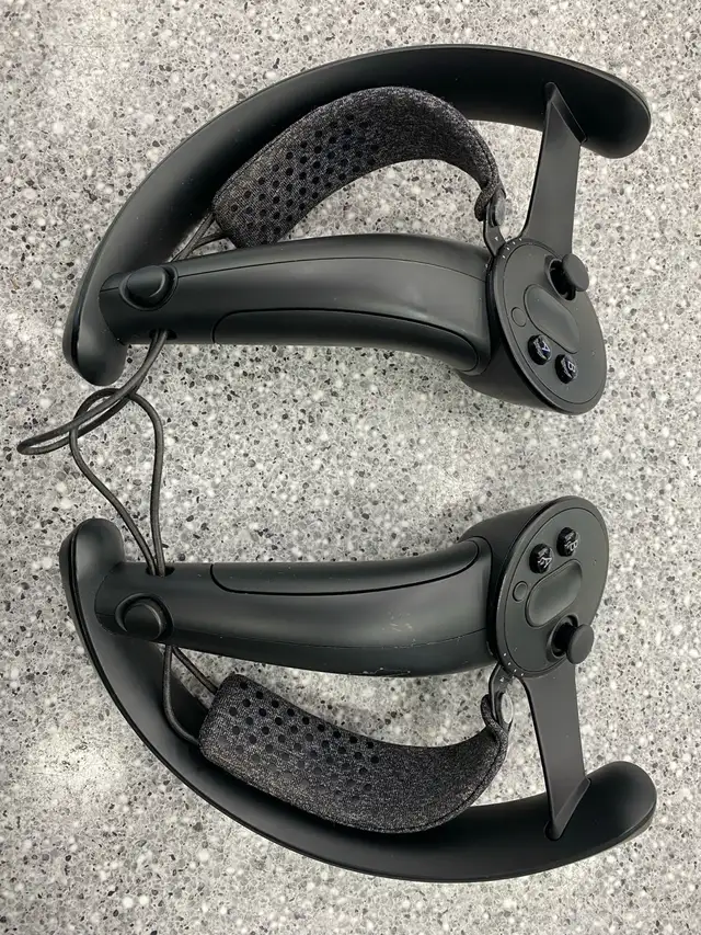 Valve Index Controllers