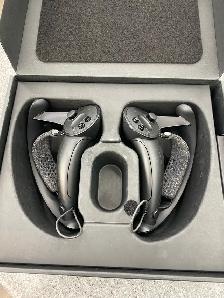 Valve Index Controllers - Photo 3