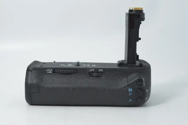Canon BG-E14 Battery Grip ID 3155