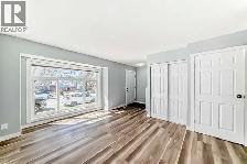 House for rent, 3 Bedrooms upstairs, a unit on basement - Photo 2