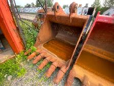 LX330 – LX355 54" Severe Duty Bucket