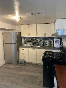 McMaster Student House - Female Only Short Term Rental - Photo 3