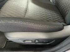 2019 Nissan Rogue SV / Front Wheel Drive / 1 Local Owner - Photo 13
