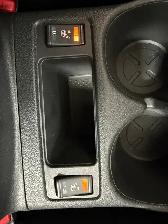 2019 Nissan Rogue SV / Front Wheel Drive / 1 Local Owner - Photo 15