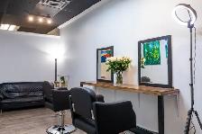 Local commercial à louer en arrière d’un salon de coiffure - Photo 3