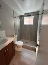 All-Inclusive 2 Bedroom Bsmt Unit - Photo 3