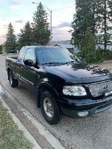 2000 Ford F150 - Photo 2