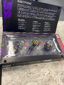 Hasbro Transformers Generations Insecticons @ Cashopolis - Photo 4