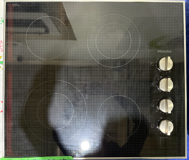 Reconditioned Miele Cooktop 7821670 (S3798) $355 Pick Up Deal