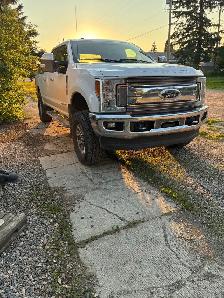 2017 Ford F-250 XL - Photo 2