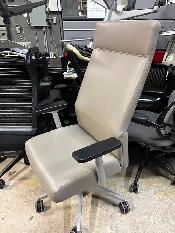 Steelcase Siento Executive Office Chair! - Photo 2