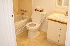 Clean, Comfortable 1 Bedroom Apartment – 1600 Adelaide London - Photo 8
