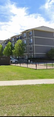 2 Bedroom apartment main floor - Photo 2