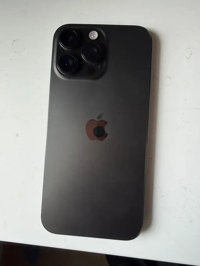 iPhone 16 Pro Max
