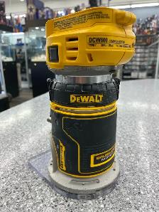 Dewalt DCW600 20V Router