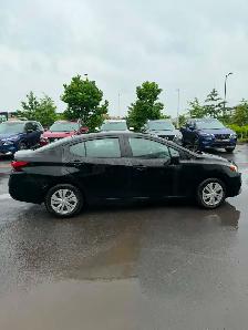 Nissan Versa S 2019 - Photo 2