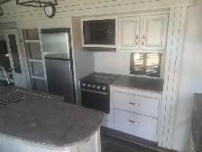 Luxury Rear Living Fifth Wheel – Comfort Meets Adventure! - Photo 5